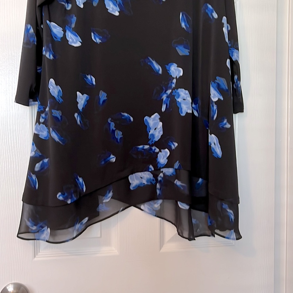 Alfani Black Tunic with Blue Floral Brushstroke Print - Picture 7 of 7